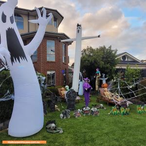 Christmas Light display at 19 Kings Court, Wantirna South